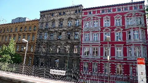 Berlin,Fassaden Skalitzer Straße, Görlitzer Bahnhof
