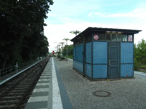 Berlin S Bahnhof Friedenau (7814318298)