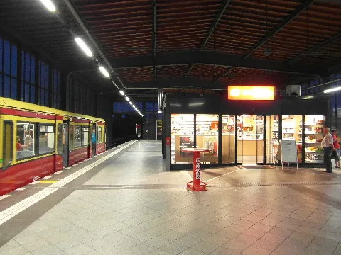 Berlin S Bahnhof Schöneberg (7817452080)