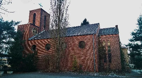 Berlin Tegel St Joseph Südansicht 2014