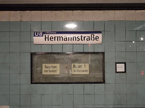 Berlin U Bahnhof Hermannstraße Linie U8 (6533754395)