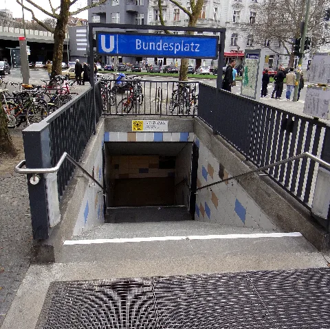Berlin Wilmersdorf U Bahn Bundesplatz 19.04.2013 16 32 52