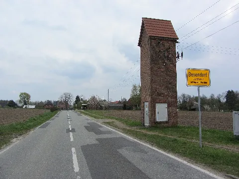 Besendorf L092 Sandkrug Transformatorenhaus 2012 04 25 045