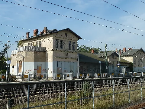 Bf Paulinenaue Gleisseite