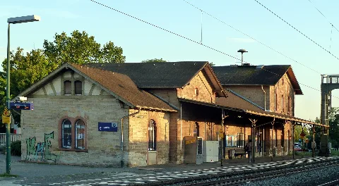 Bickenbach Bergstrasse Bahnhof 20120917 775E