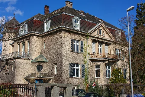 Biebrich Rheingaustraße 180