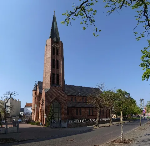 Bitterfeld,Pfarrkirche Herz Jesu