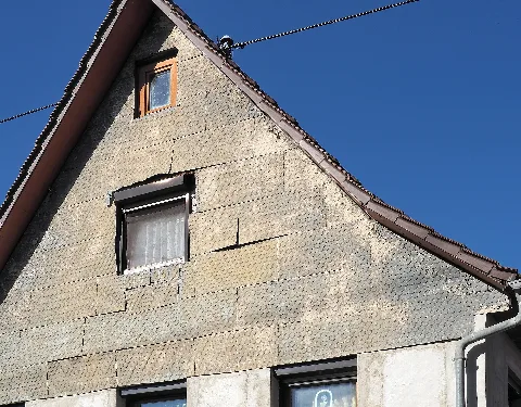 Blechplattenfassade Hauptstrasse 38 Perouse