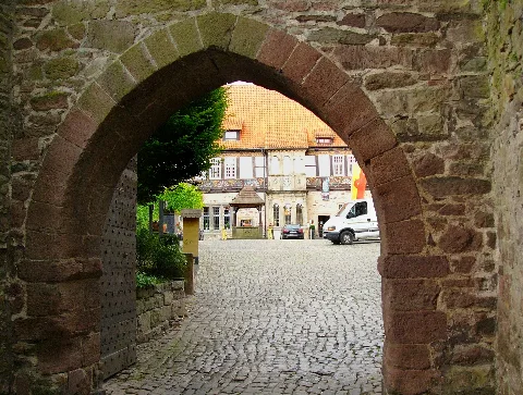 Blomberg Burg02