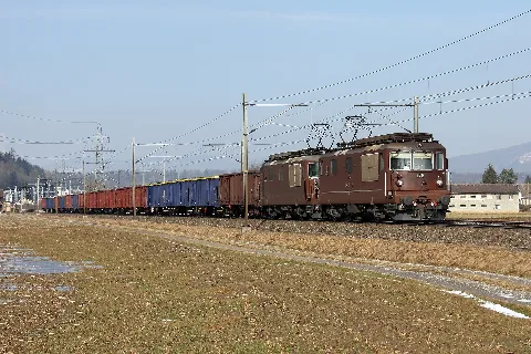 Bls Re 4 4 176 And 184 Hendschiken, 21St February 2012