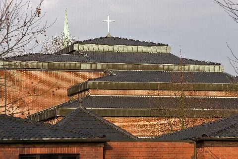 Bochum Sankt Albertus Magnus Dach2