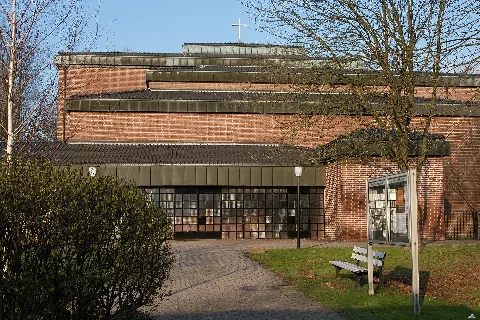 Bochum Sankt Albertus Magnus Front