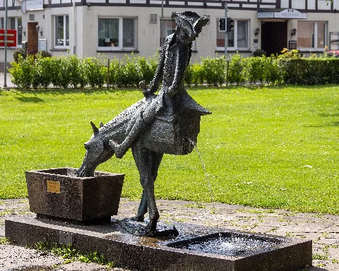 Bodenwerder Bruno Schmitz' Münchhausen Brunnen