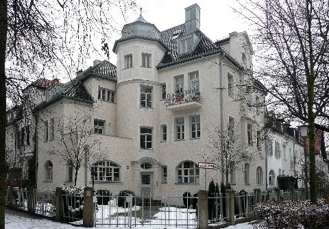 Böcklinstraße 31