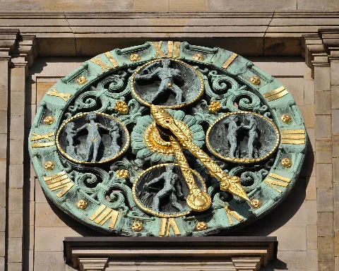 Börse (Hamburg Altstadt).Uhr.2.Ajb