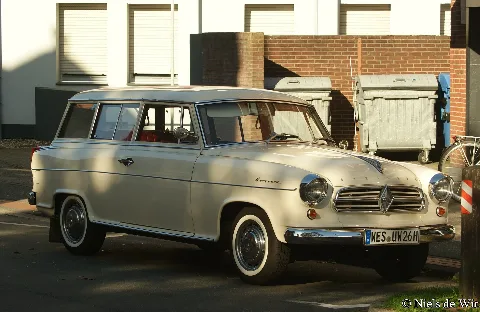 Borgward Isabella Kombi (10498220095)