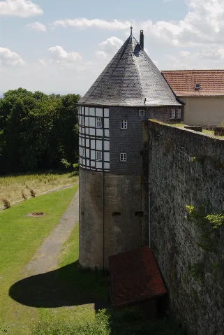 Breitenbach Am Herzberg Burg Herzberg Wohnturm N