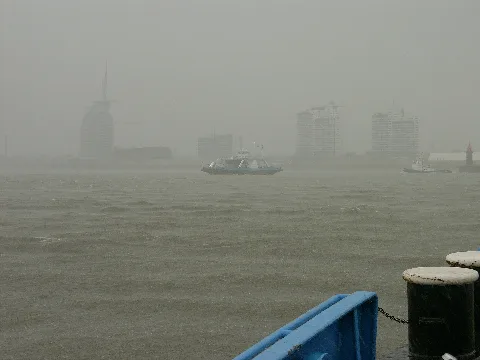 Bremerhaven Ferry Rain2 Hg