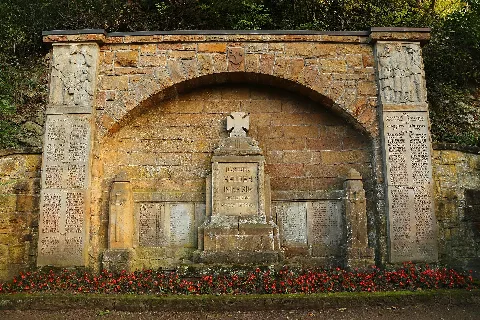 Brochterbeck Kriegerdenkmal 01