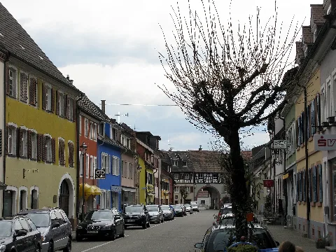 Brotstraße Mit Schwabentor In Kenzingen 2