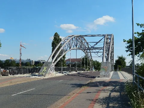 Brücke Über Mlk Am Listholze