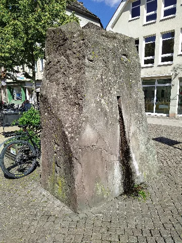 Brunnen Obere Straße, Ecke Oberbachstraße (Holzminden)