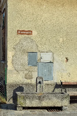 Brunnenplatz, Sittendorf