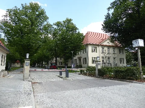 Buch Ludwig Hoffmann Quartier Eingang