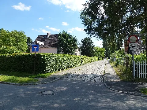 Buckow Grasmückenweg 001