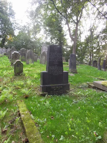 Bückeburg Grabsteine Im Jüdischen Friedhof Louis Moosberg