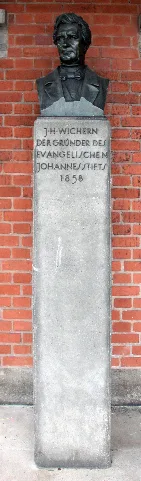 Büste Schönwalder Allee 26 (Haken) Johann Hinrich Wichern
