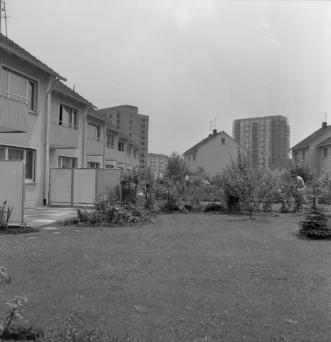 Bundesarchiv B 145 Bild F011040 0010, Sprendlingen, Neubaugebiet