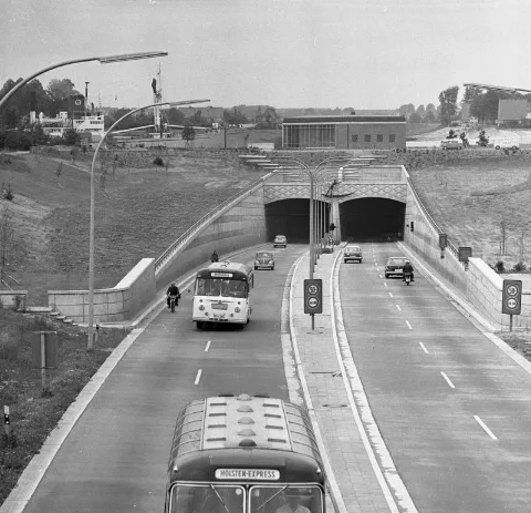 Bundesarchiv B 145 Bild F013282 0006, Nord Ostsee Kanaltunnel Bei Rendsburg