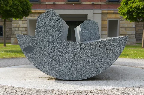 Bundesarchiv Bayreuth Skulptur (01)