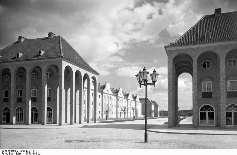 Bundesarchiv Bild 170 111, Potsdam, Siedlung Am Schillerplatz