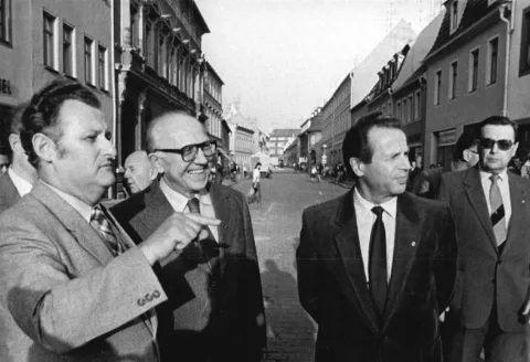 Bundesarchiv Bild 183 1983 0928 019, Torgau, Besuch Arbeitsgruppe Des Ddr Staatsrats