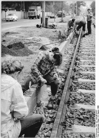 Bundesarchiv Bild 183 1989 0810 027, Berlin, Praktikanten Aus Polen