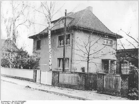 Bundesarchiv Bild 183 50674 0001, Magdeburg, Wohnhaus Ulmenweg 8