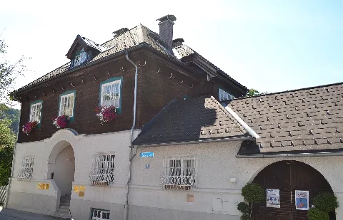 Bundesforstverwaltung, Hallein