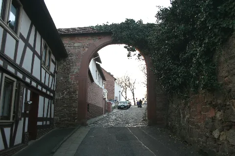 Burg Windecken Ausseres Tor