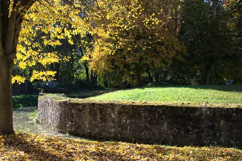 Burghügel Ruhlkirchen Nordost