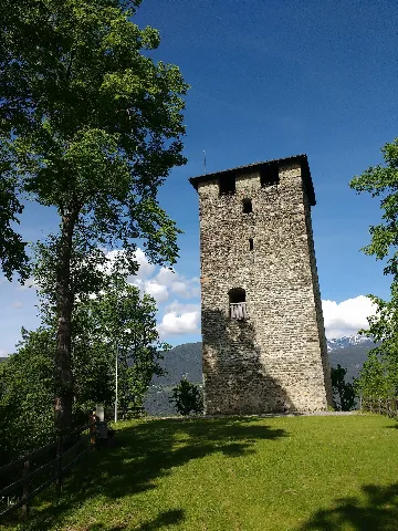 Burgruine Hörtenberg Westen 02