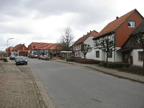 Bushaltestelle König Heinrich Platz, 2, Pöhlde, Herzberg Am Harz, Landkreis Göttingen