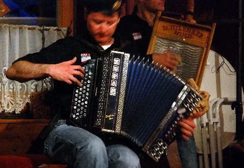 Button Accordion Player