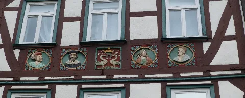 Butzbach Marktplatz3 Links Detail2013