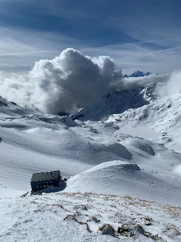 Cabane De Fenestral (51901219969)
