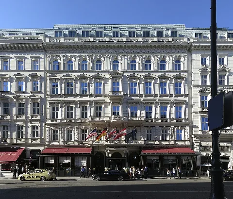 Cafe Sacher Wien