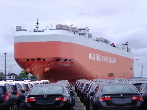 Car Carrier Topeka 2010 05 13 1