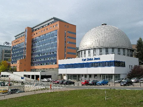 Carl Zeiss Jena Planetarium & Studentenwohnheim (Fh Campus) Panoramio