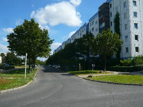 Carola Neher Str Hellersdorf 20110627 Ama Fec (69)